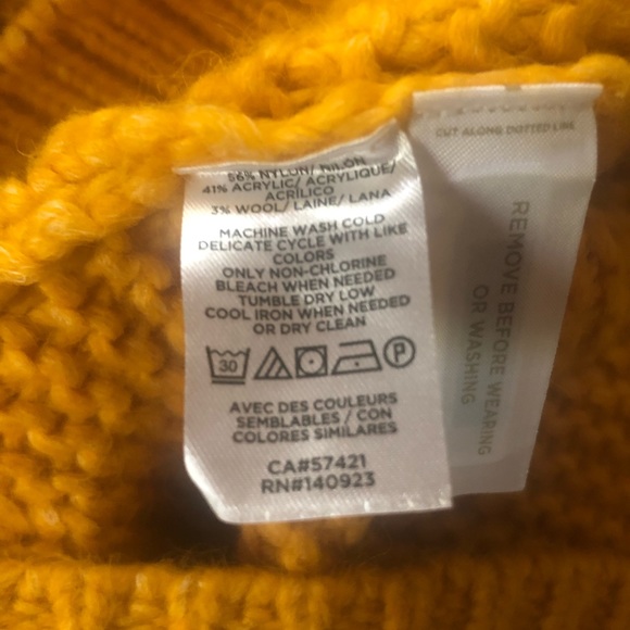 NWT Lou & Grey Sweater - Picture 2 of 2